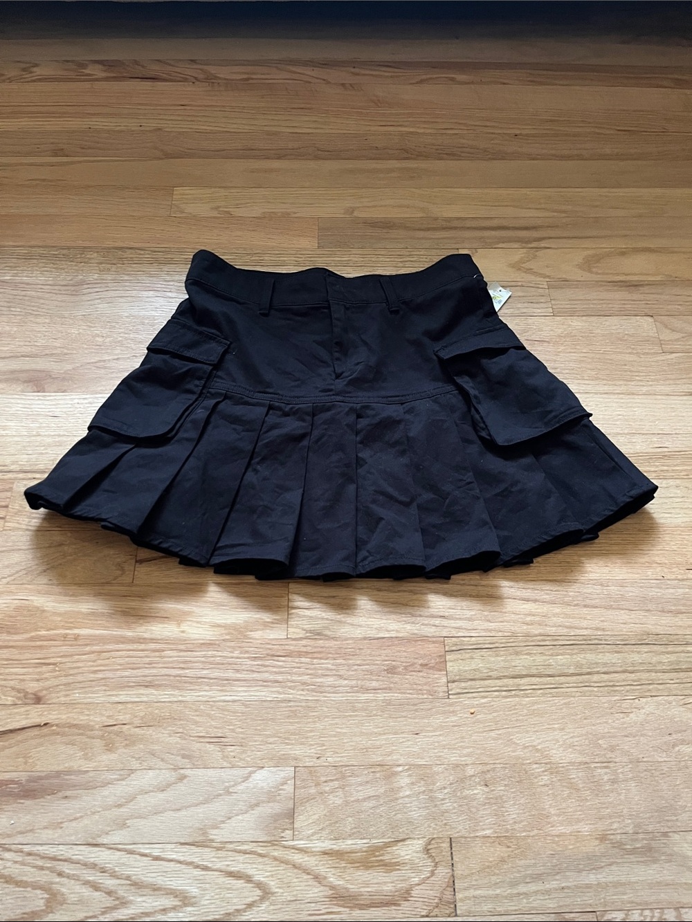 GAP Black Pleated Utility Mini Skirt